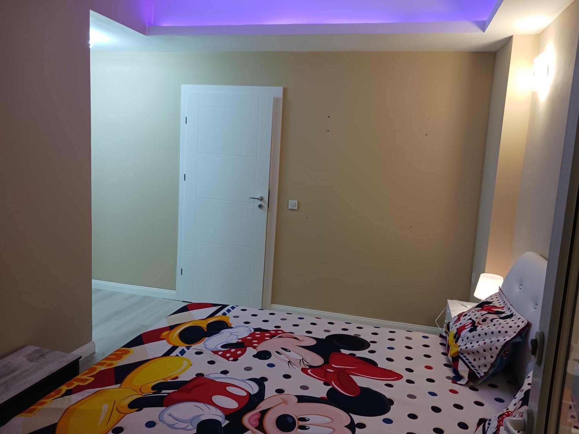 Apartamento Myky Mouse Nu Primesc Santieristi Si Petrecareti Bucarest Exterior foto